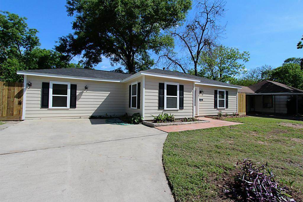 6510 Schiller Street - Photo 1