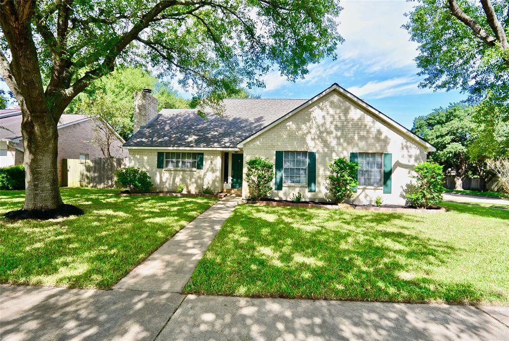 22502 Deville Drive - Photo 1