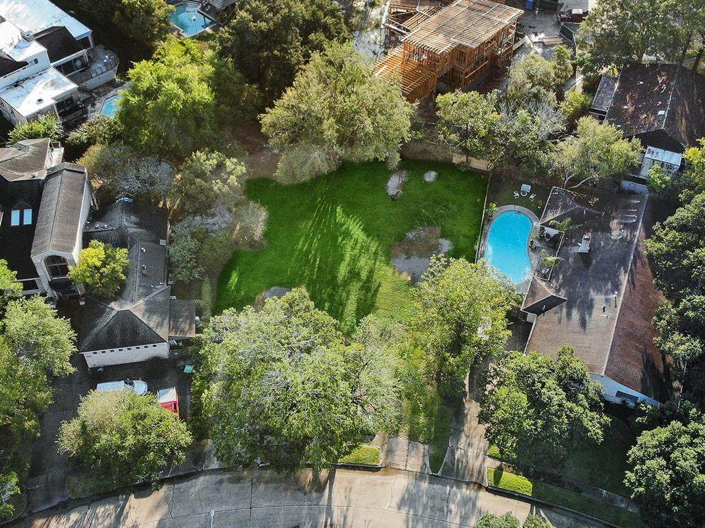 5135 Glenmeadow Drive - Photo 1