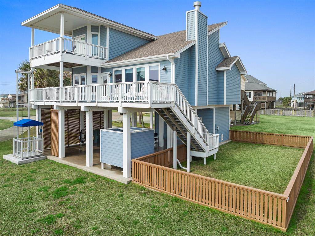 13955 Pirates Beach Boulevard - Photo 1