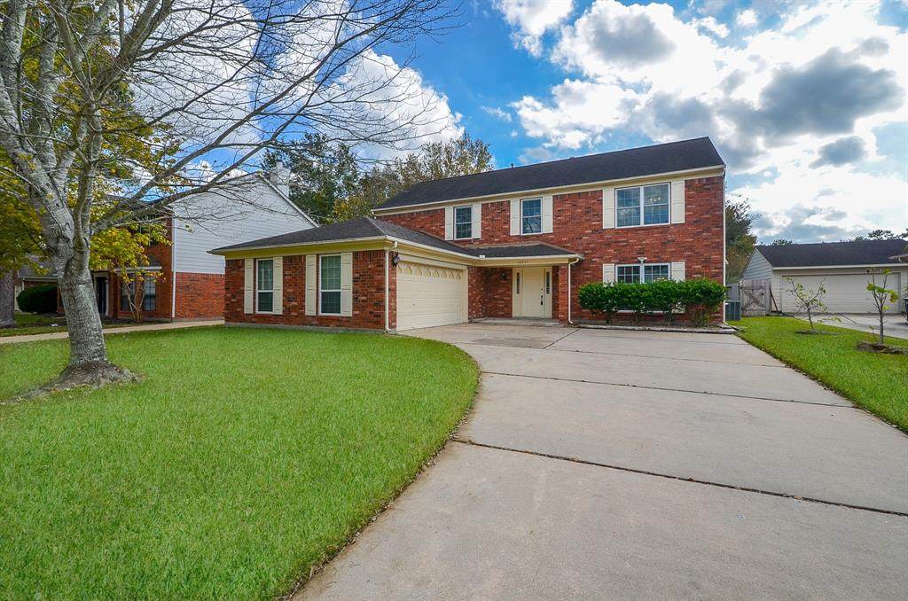 16911 Elmwood Glen Court - Photo 1