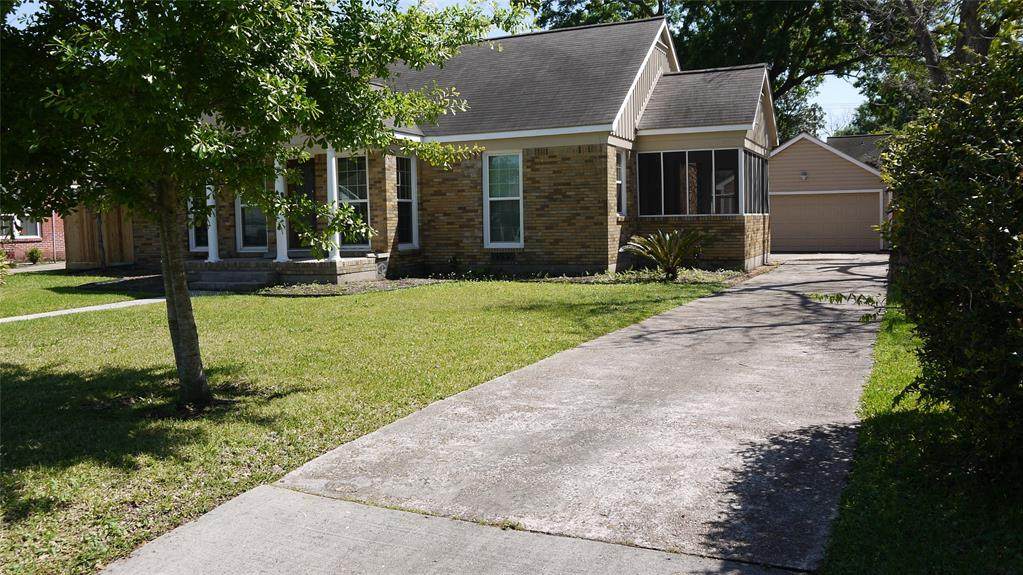 512 Woodard Street - Photo 1