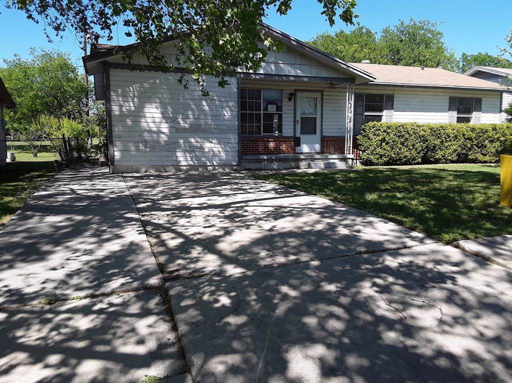 614 Avenue E - Photo 1 614 Avenue E - Photo 1