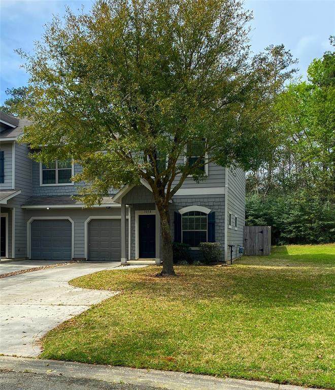 305 Woodland Hills Drive - Photo 1