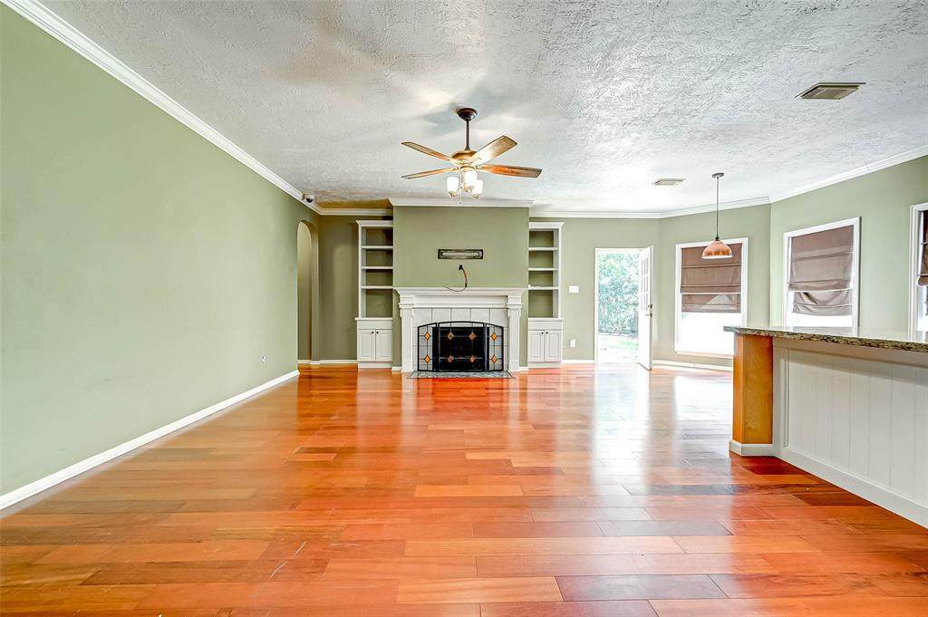 115 Addison Place - Photo 1