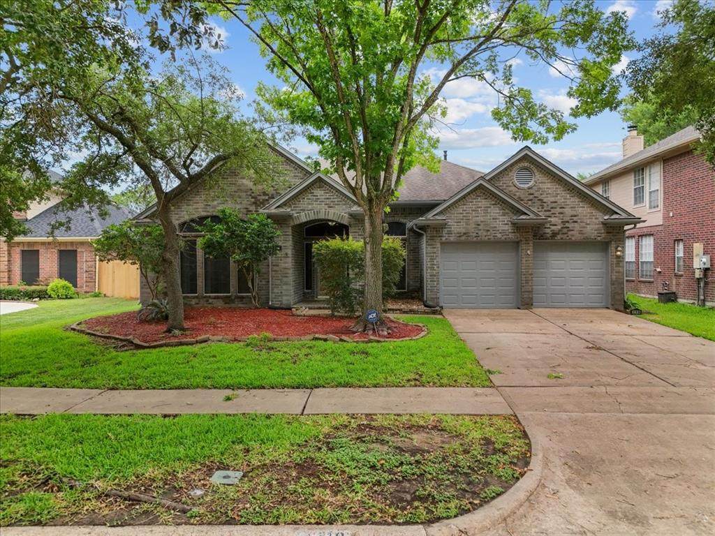 110 Crimson Bay Drive - Photo 1