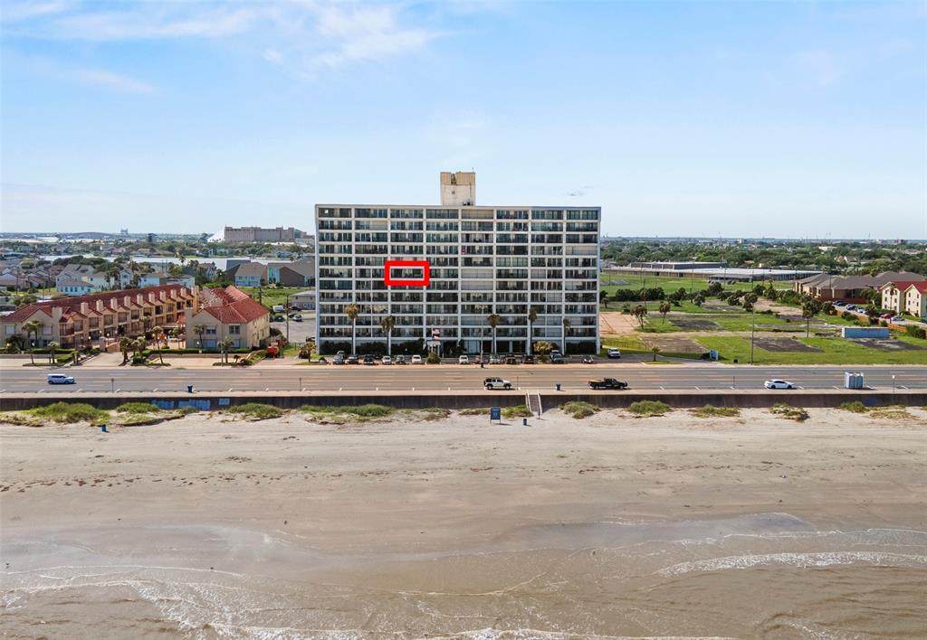 7310 Seawall Boulevard - Photo 1