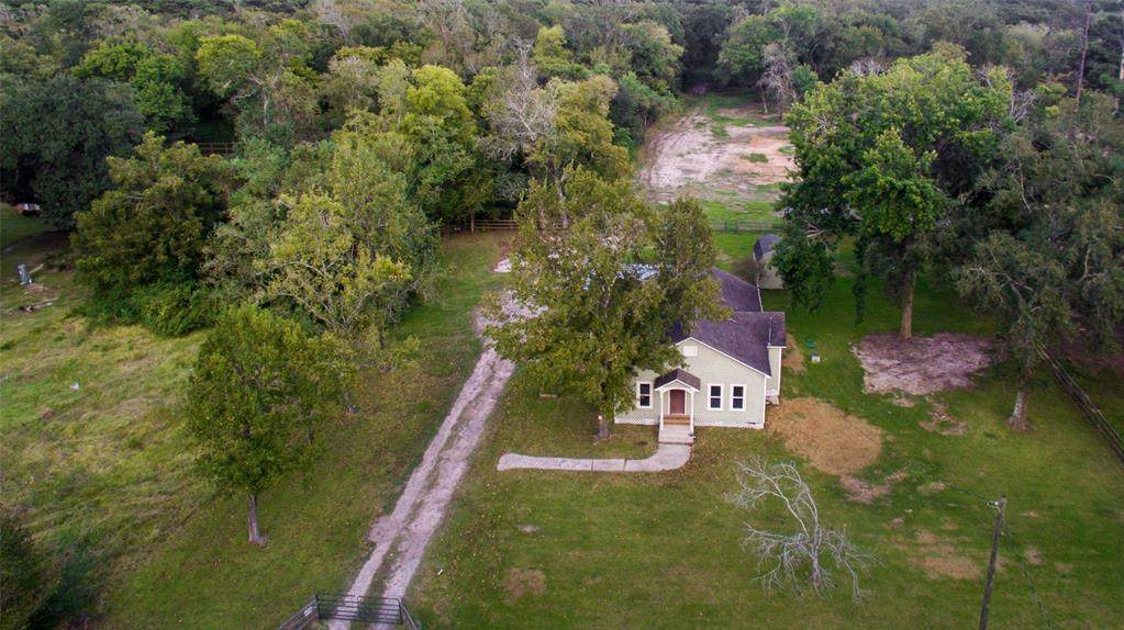 10602 Crosby Lynchburg Road - Photo 1