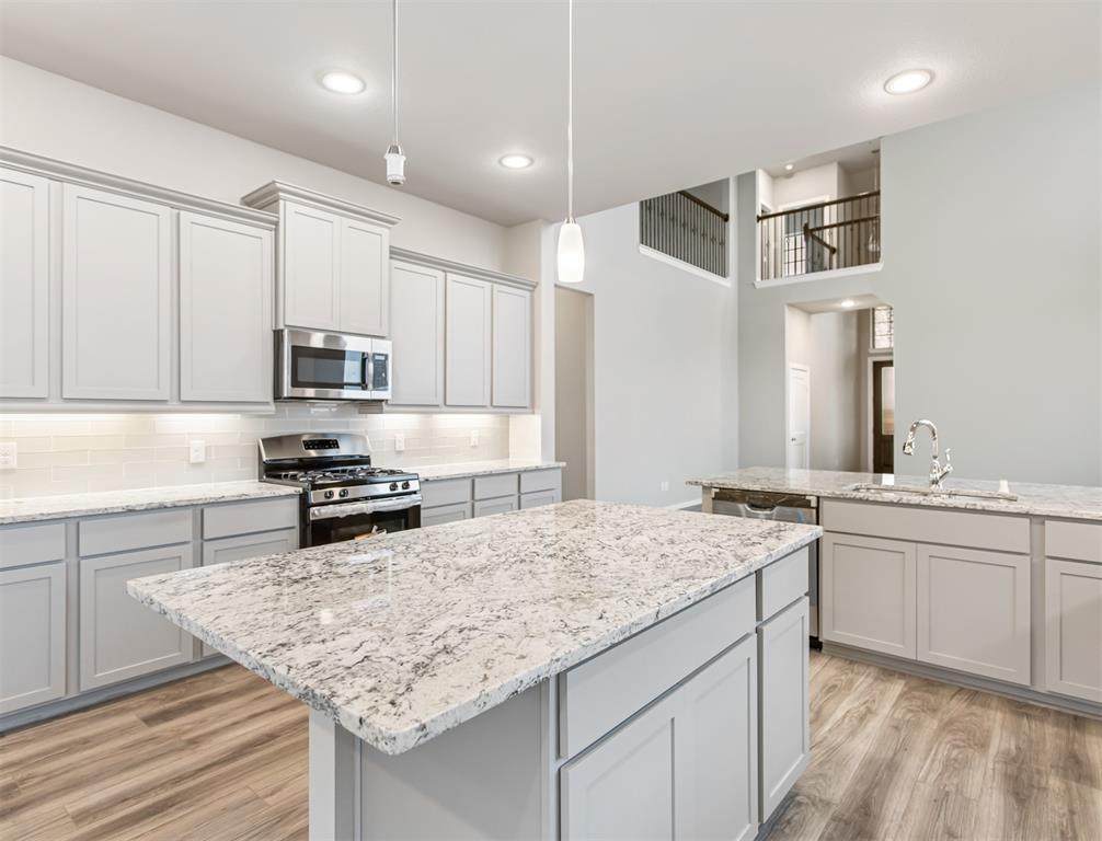 24102 Hawthorn Breeze Way - Photo 1