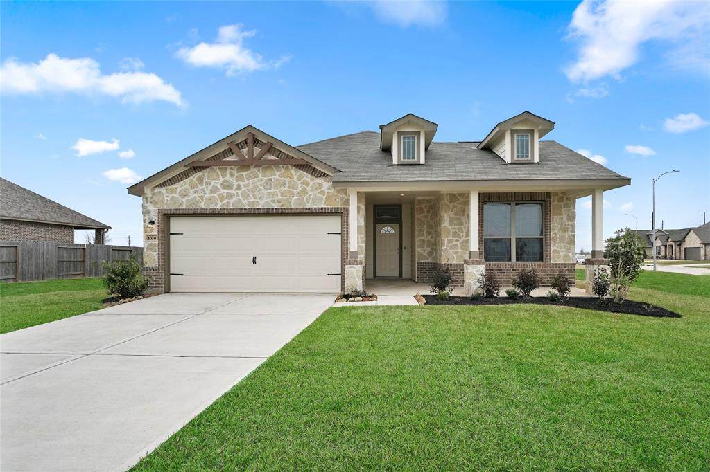 426 Road 6616 - Photo 1