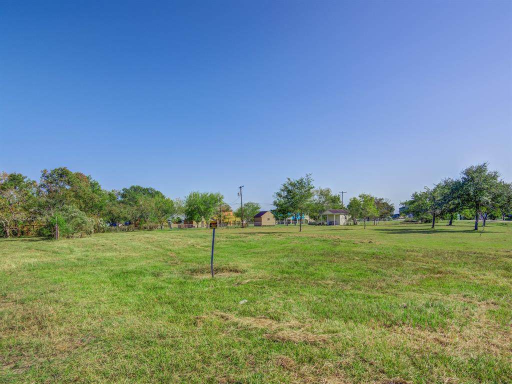 4203 Scenic Drive - Photo 1