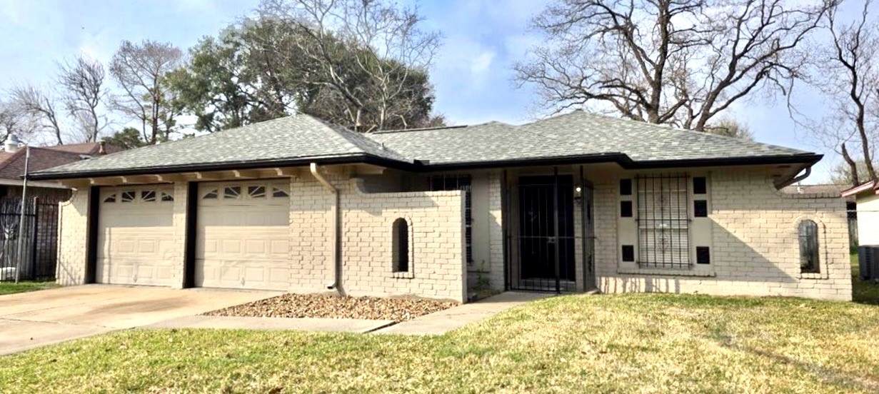 954 Crestbrook Drive - Photo 1
