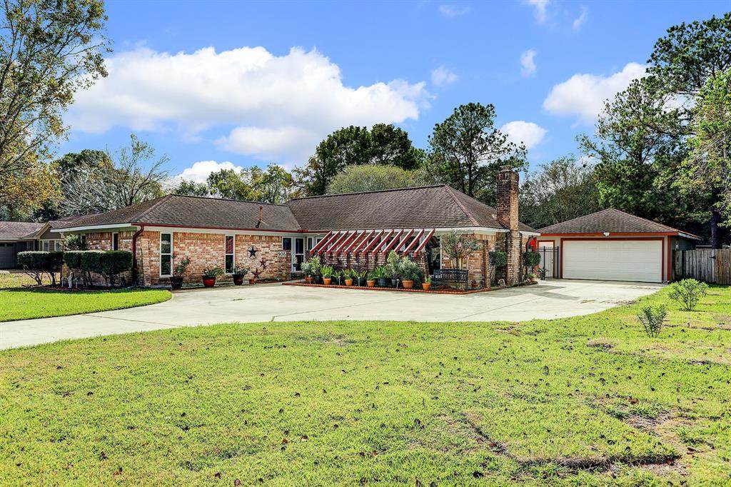 908 Merriewood Drive - Photo 1