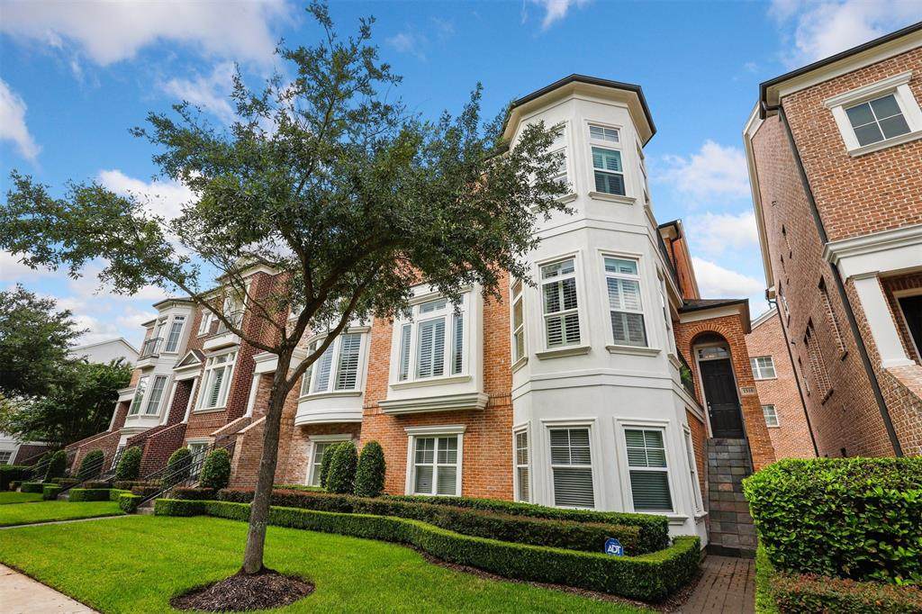 1310 Lake Pointe Parkway - Photo 1