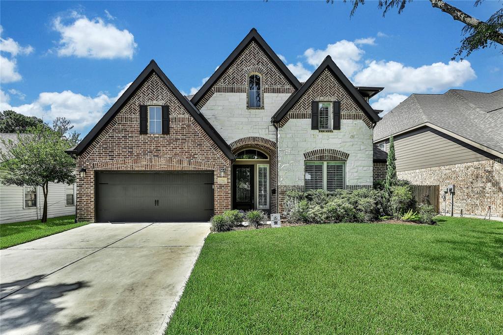 1710 Hewitt Drive - Photo 1