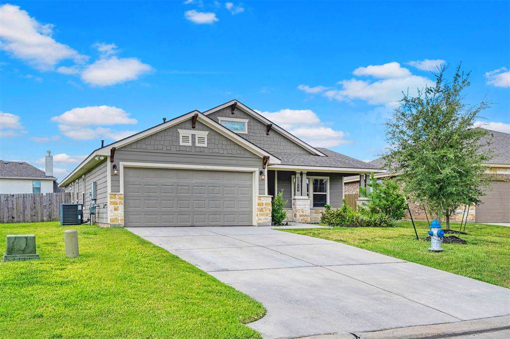 2515 Amy Lee Drive - Photo 1
