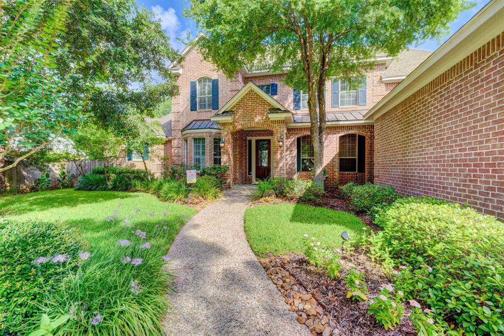 15 Brokenfern Drive Drive - Photo 1