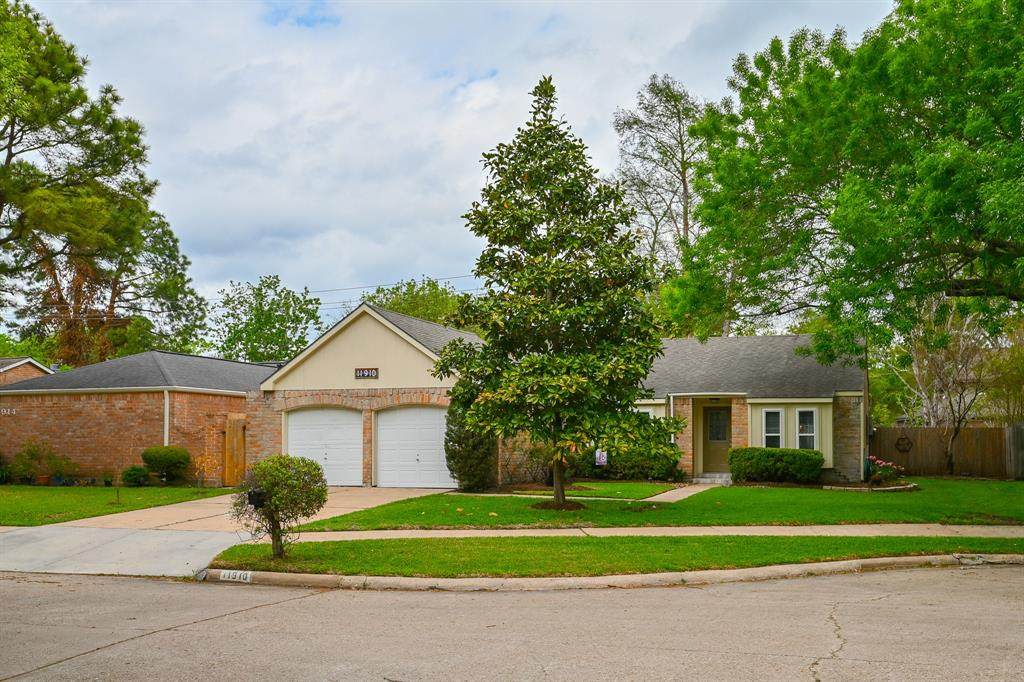 11910 Rocky Knoll Drive - Photo 1