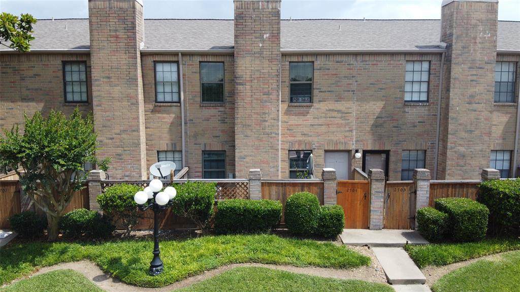 9800 Pagewood Lane - Photo 1