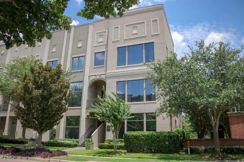 1423 Lake Pointe Parkway - Photo 1