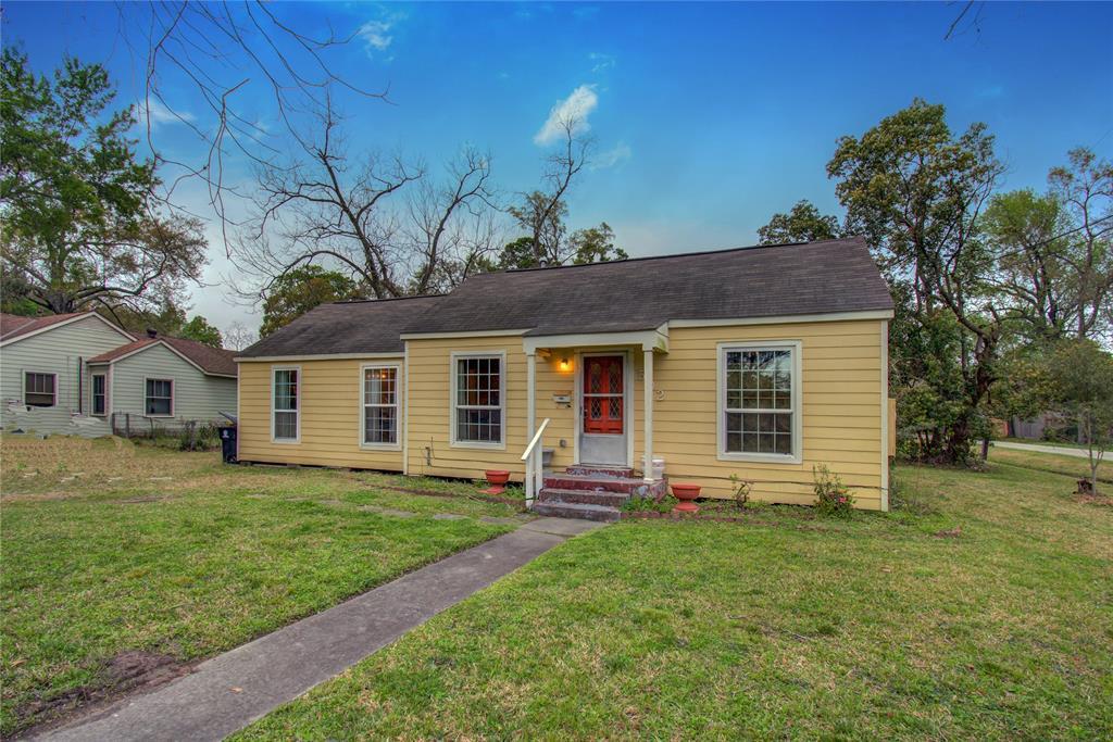 502 Del Norte Street - Photo 1