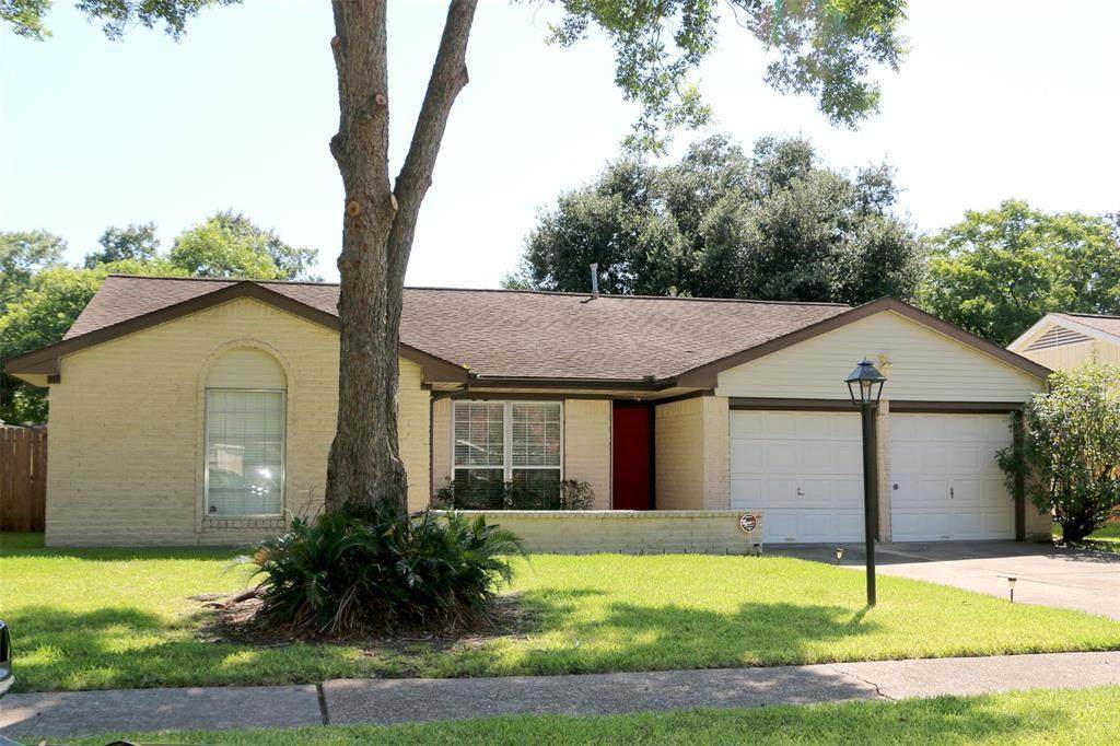 16218 La Cabana Drive - Photo 1