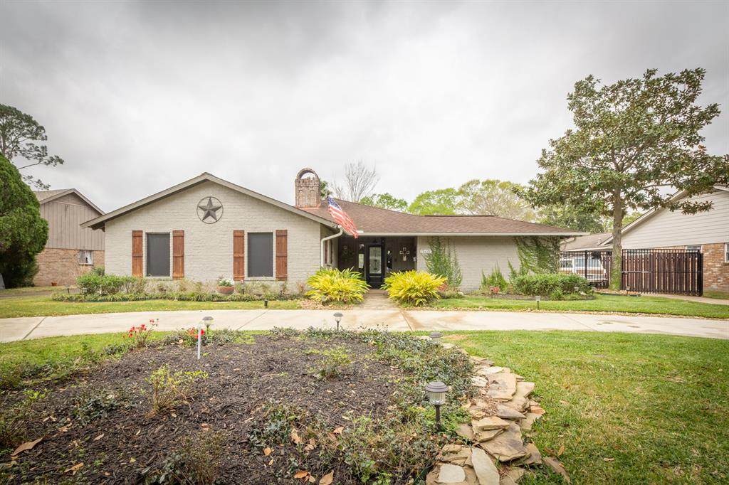 18438 Point Lookout Drive - Photo 1