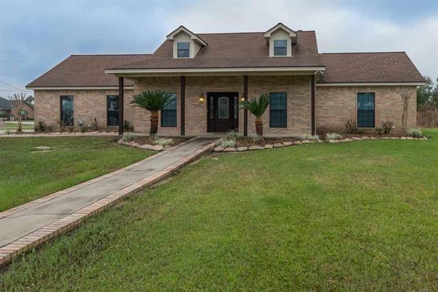 8105 Ashford Park - Photo 1
