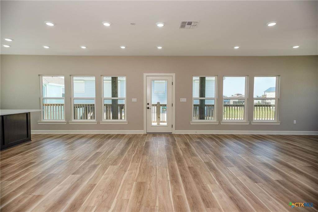 116 Whooping Crane Street - Photo 1