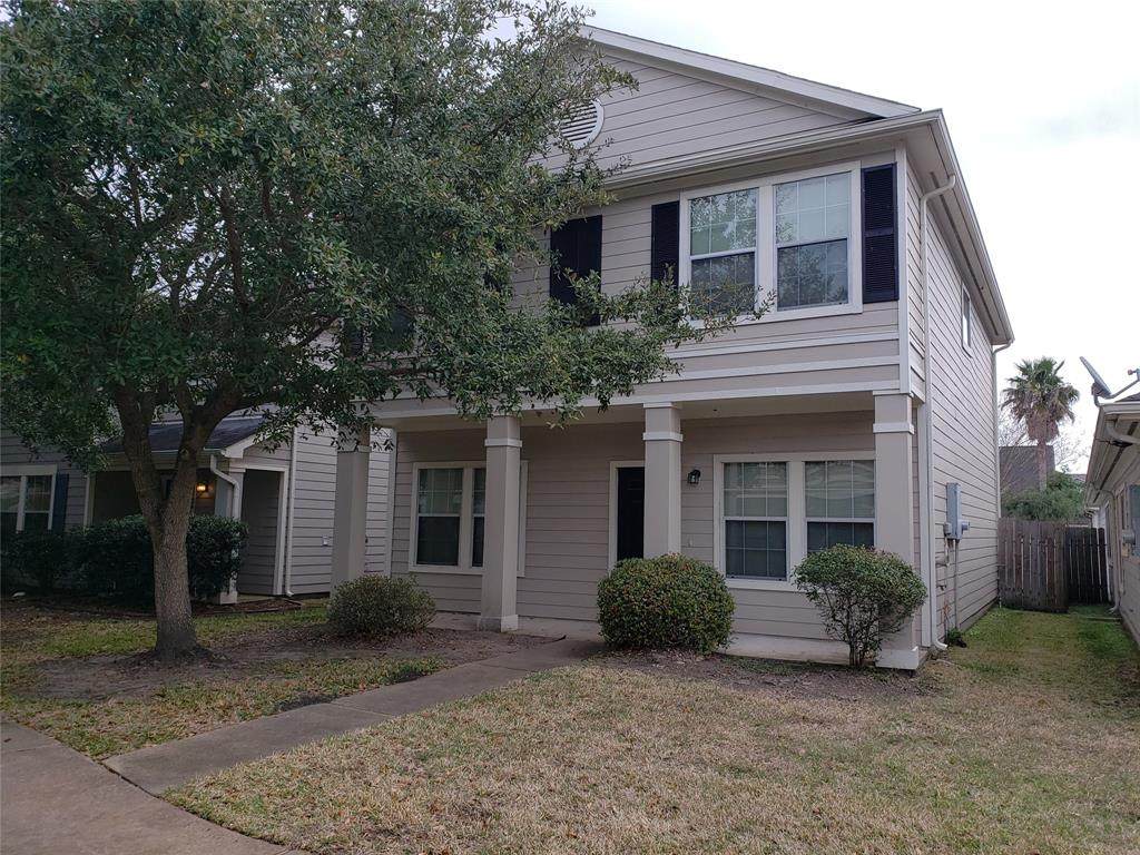 1526 Kew Garden Drive - Photo 1