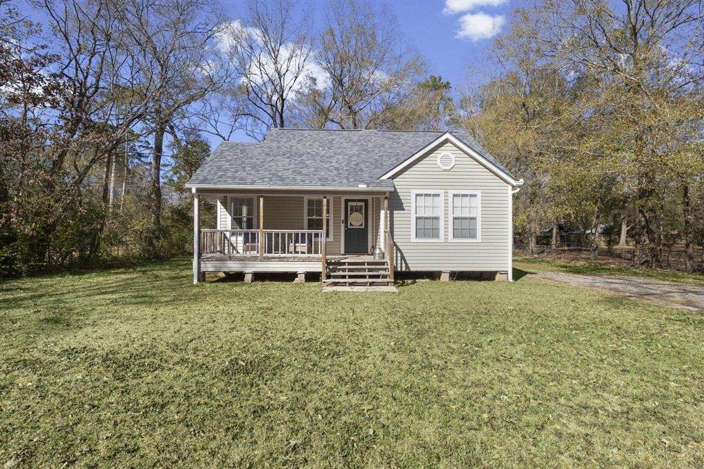 410 Hillcrest Street - Photo 1