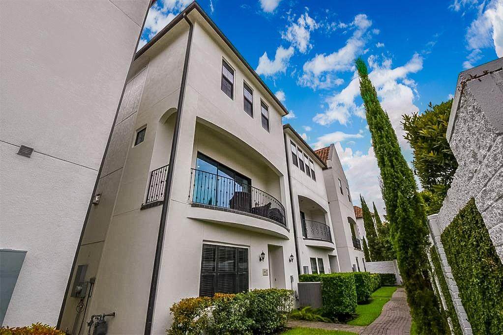 5531 Pine Street - Photo 1