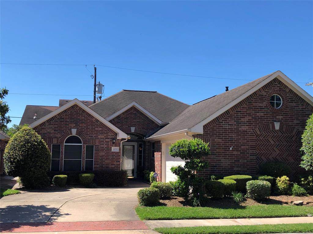 406 Pine Creek Drive - Photo 1