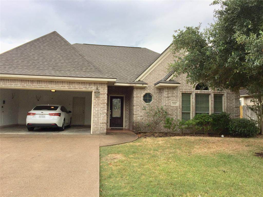 102 Hartford Drive - Photo 1
