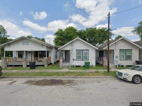 3514 & 3516 Nagle Street - Photo 1