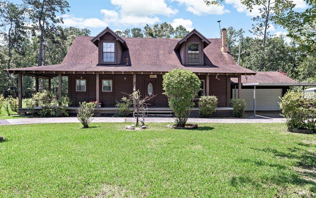 135 Woodlawn Drive - Photo 1
