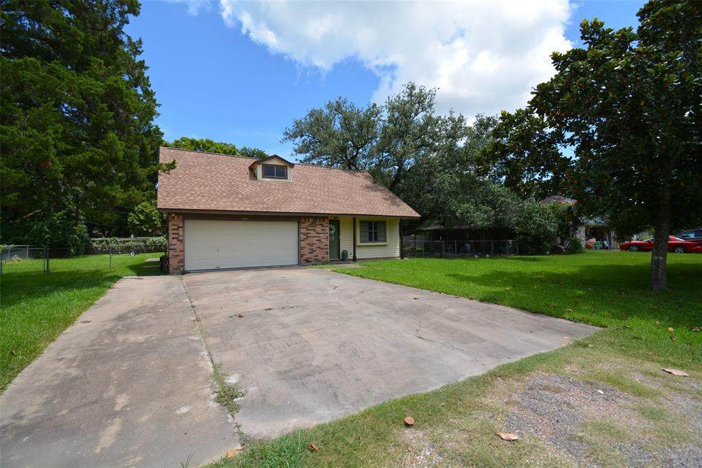 106 Mockingbird Lane - Photo 1