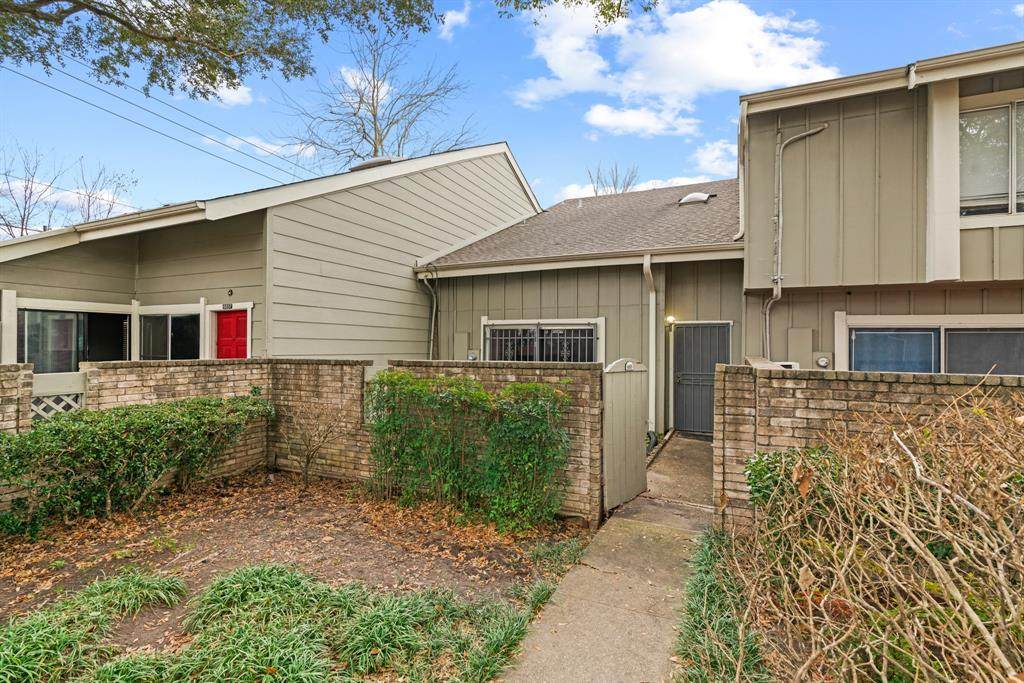 6855 Greenway Chase Street - Photo 1