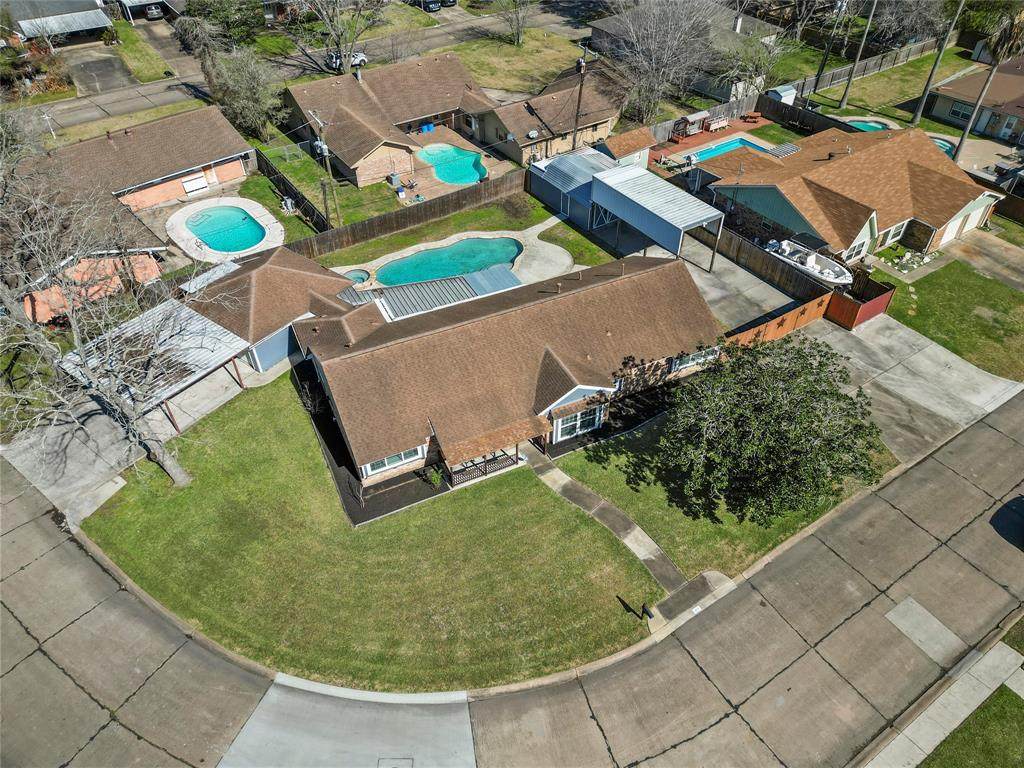 1813 Meadowview Drive - Photo 1