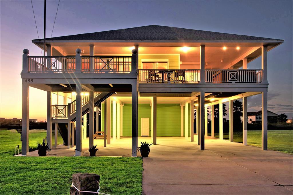455 Atkinson - Photo 1
