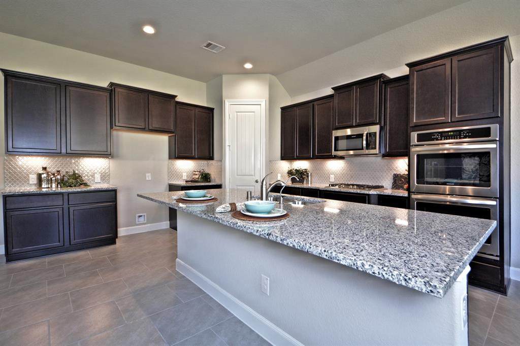 5823 Metaphor Way - Photo 1