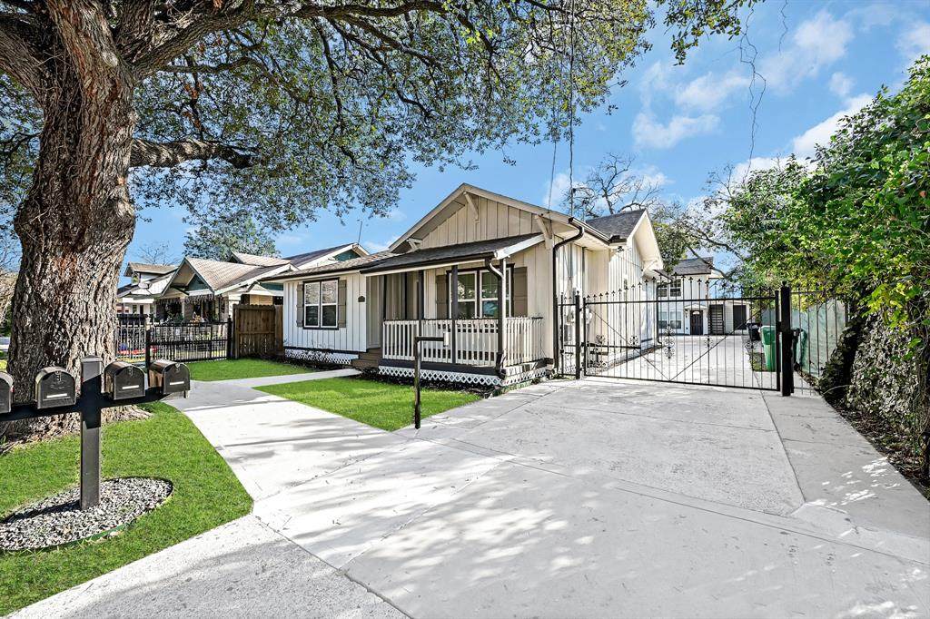 311 Clifton Street - Photo 1