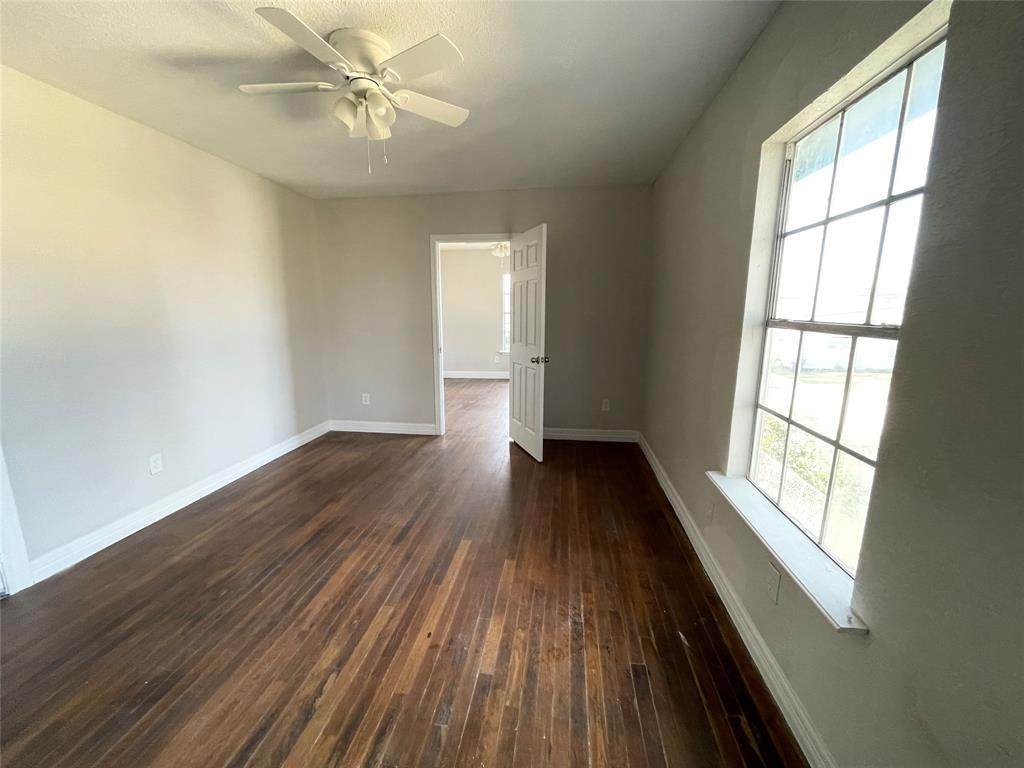3907 Coyle Street - Photo 1