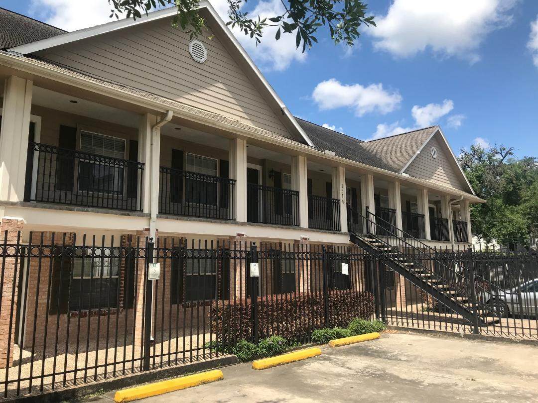 1514 Palm - Photo 1