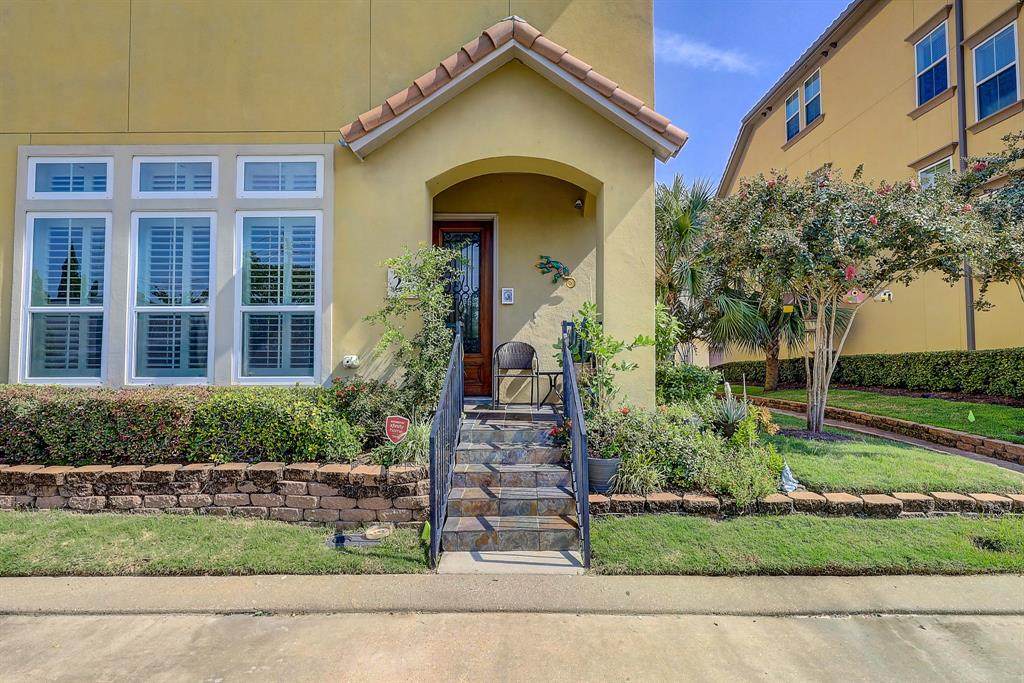 22 Oaks Drive - Photo 1