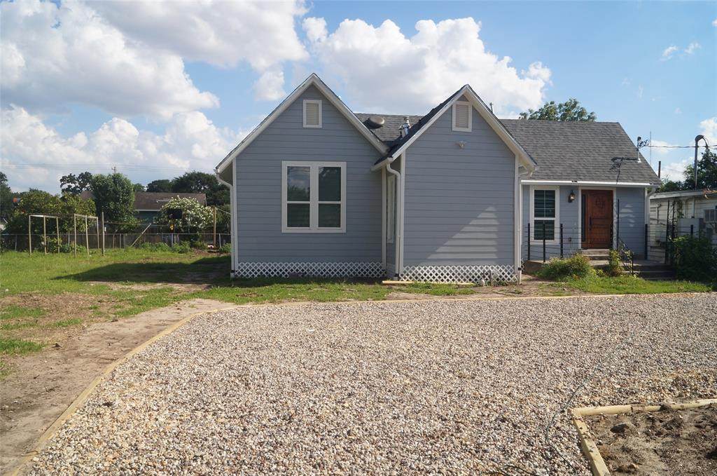 336 Van Molan Street - Photo 1