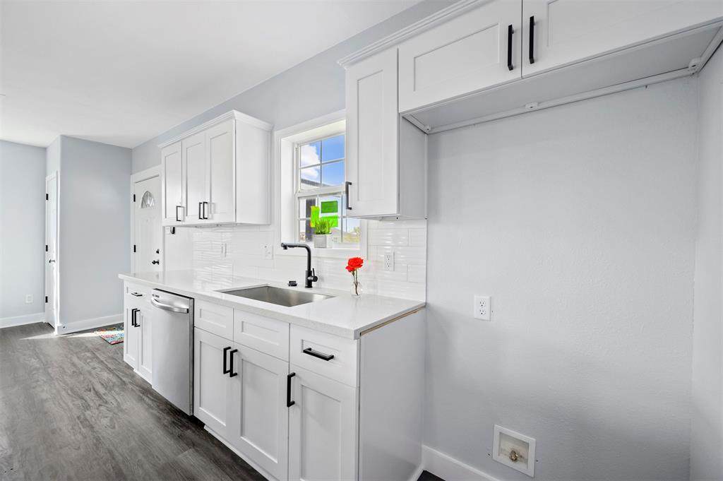 6315 Avenue Q - Photo 1