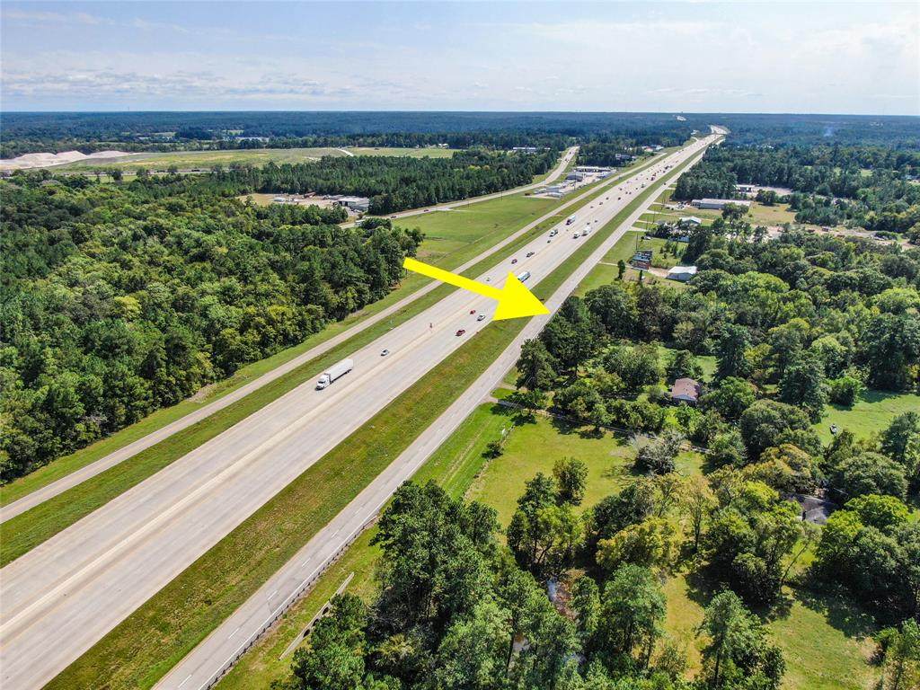 18054 Interstate 45 - Photo 1