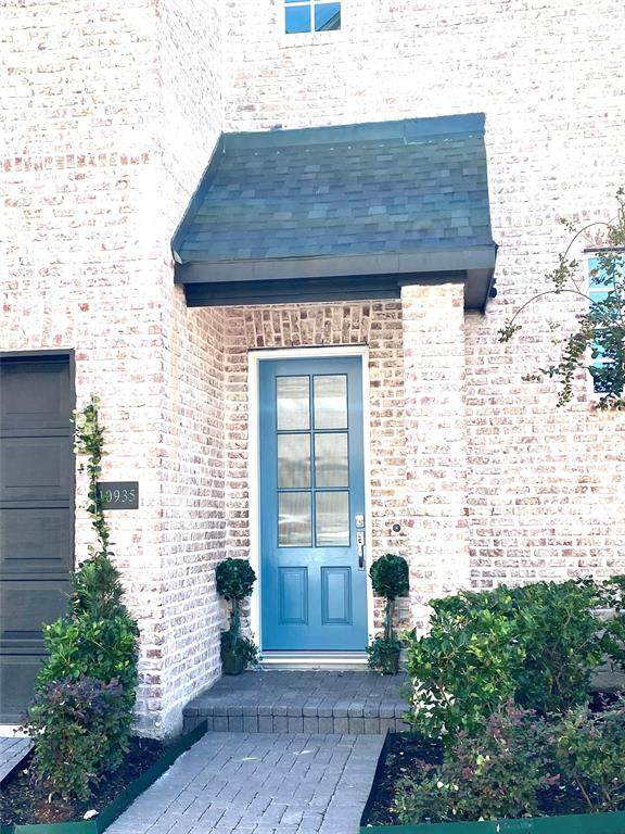 10935 Grove Tree Lane - Photo 1