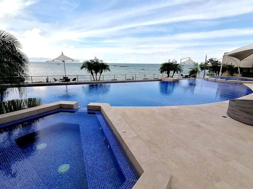 0 Oceanaire - Photo 1